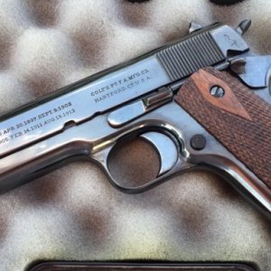 Colt 1917-005.jpg
