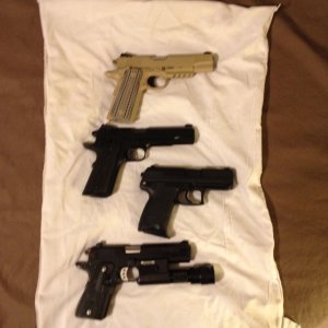 guns.jpg