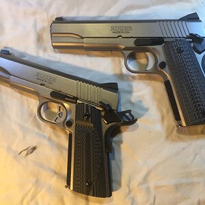 A6B18550-E82A-473D-9E41-CDC174CB6098.jpegrugsr.jpeg