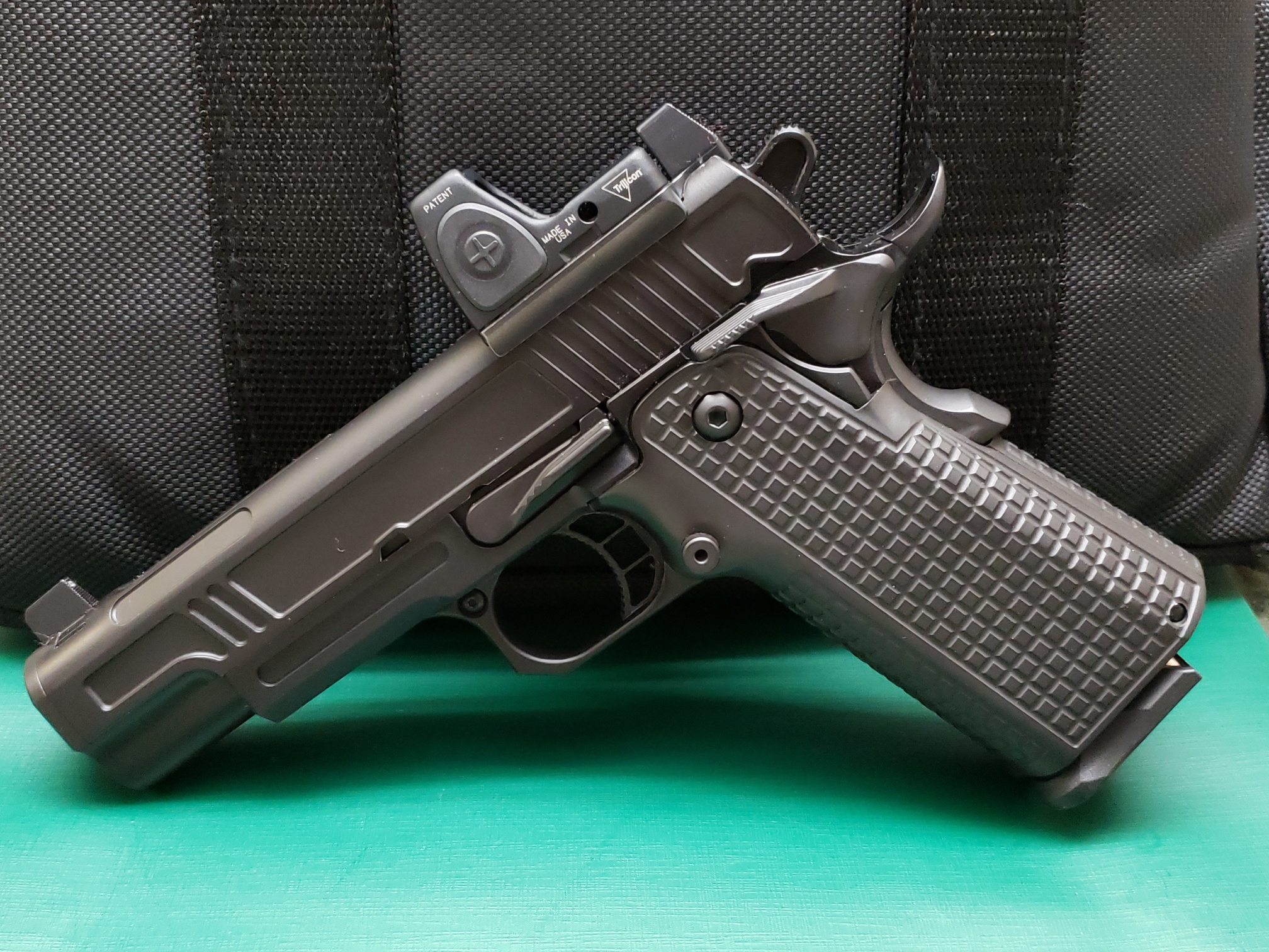 X2RMR4.jpg